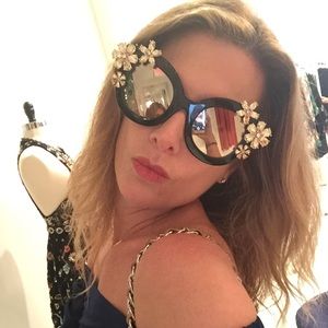 Meet your Posher, Stacy